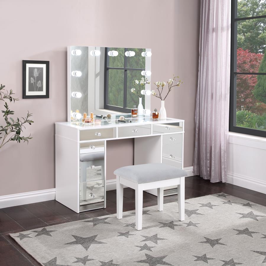 Regina - Makeup Vanity Table Set With Lighting - White - Image 2