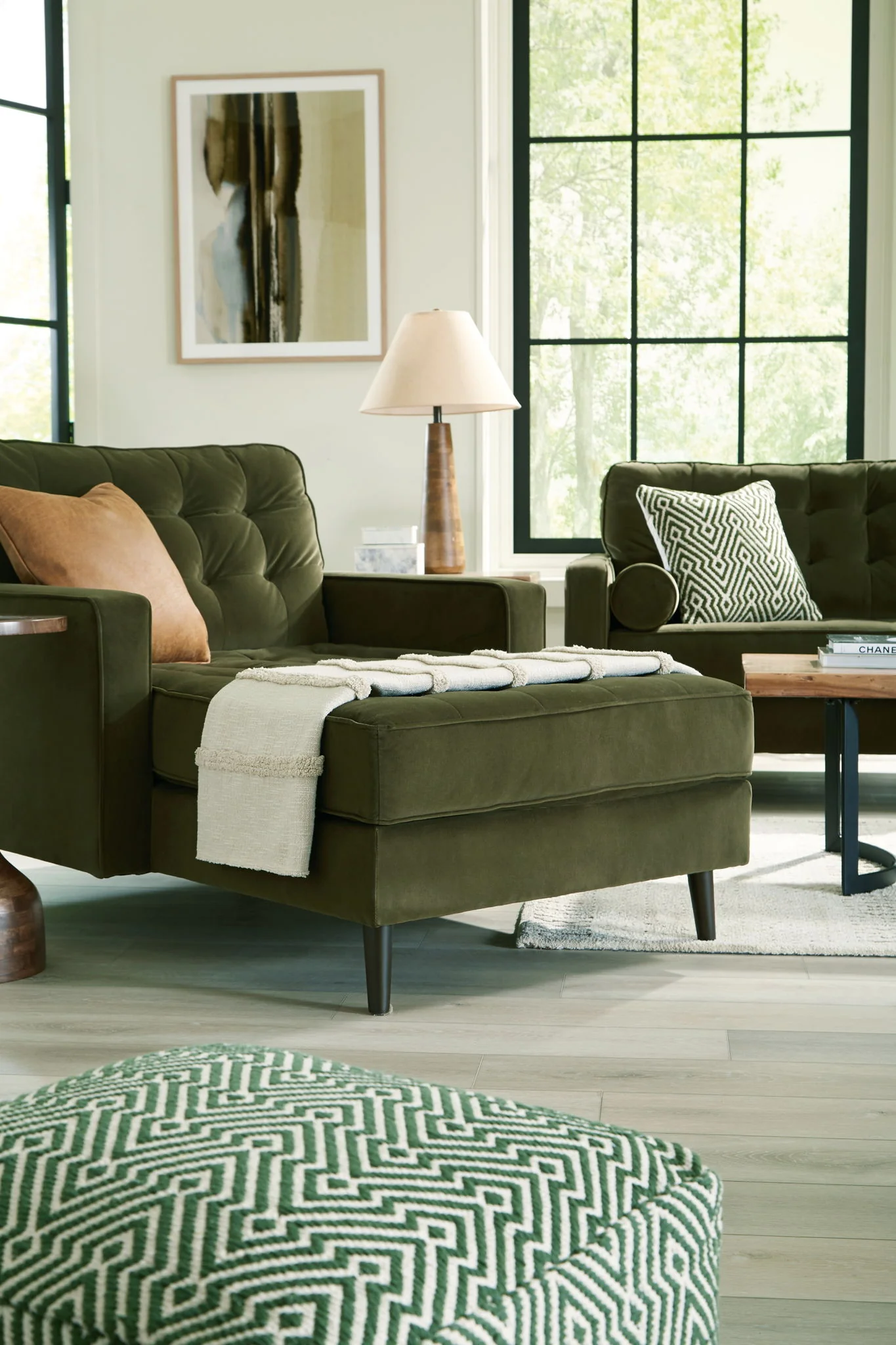 Reveon Lakes - Chaise - Olive - Image 8