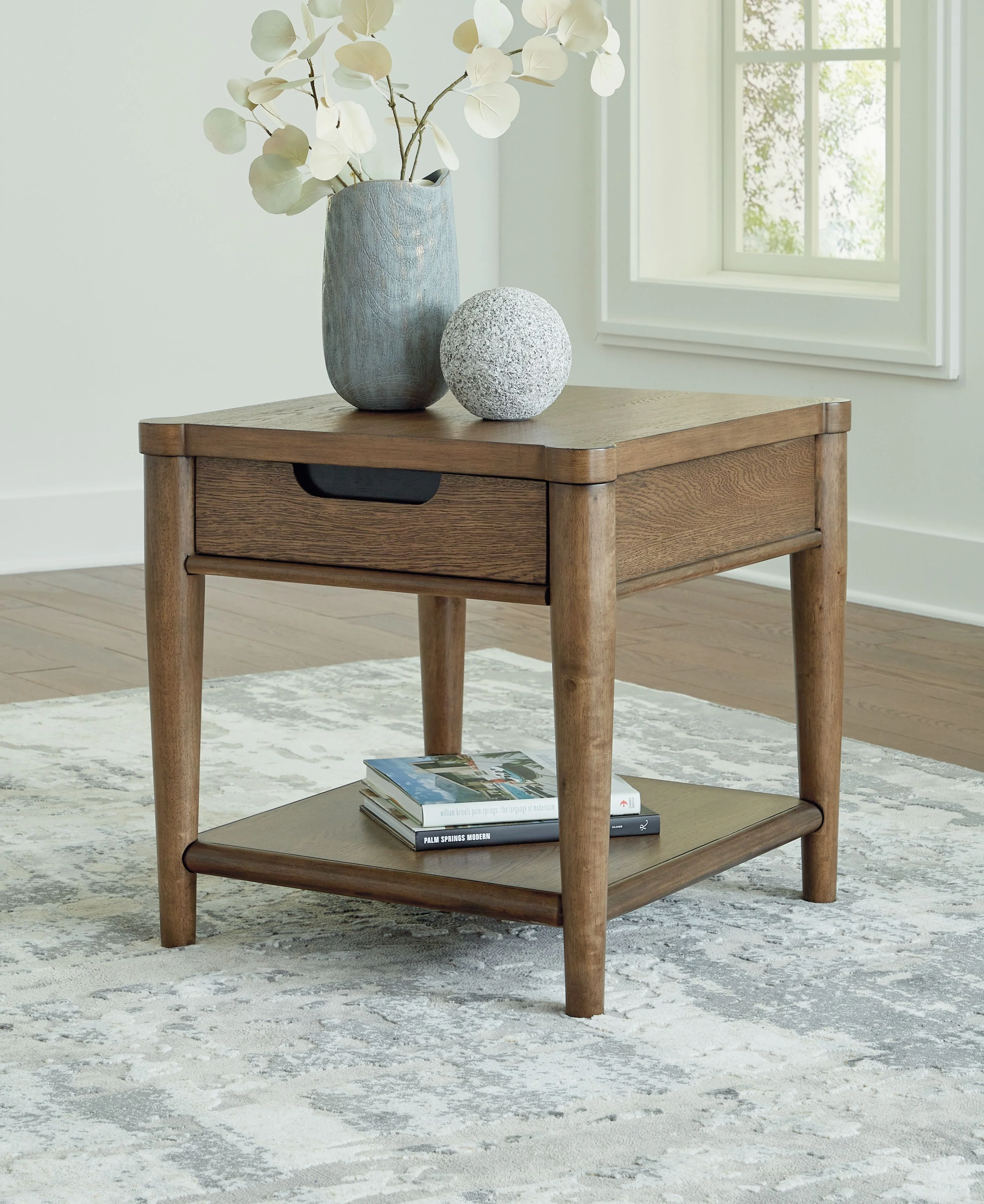 Roanhowe - Rectangular End Table - Brown - Image 2