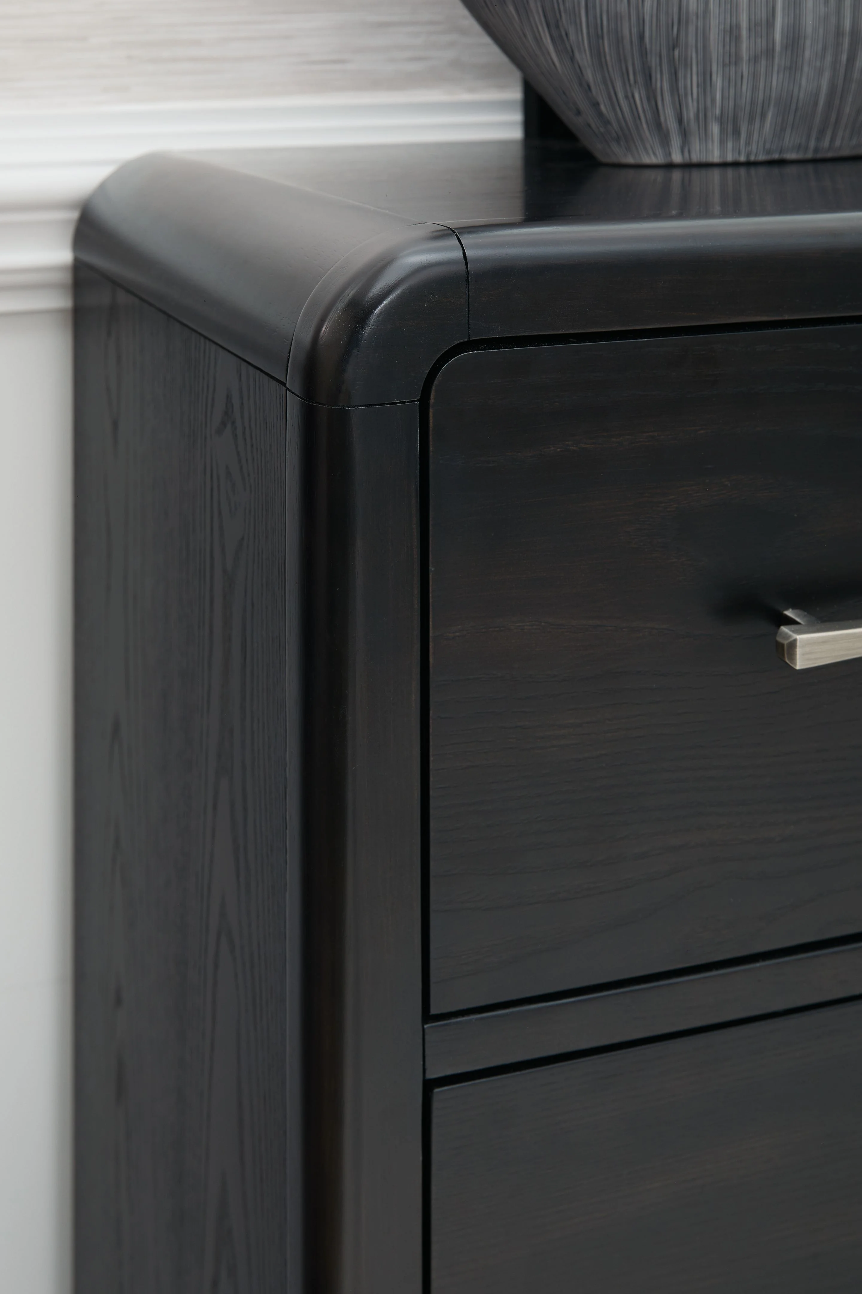 Rowanbeck - Dresser And Mirror - Black - Image 6