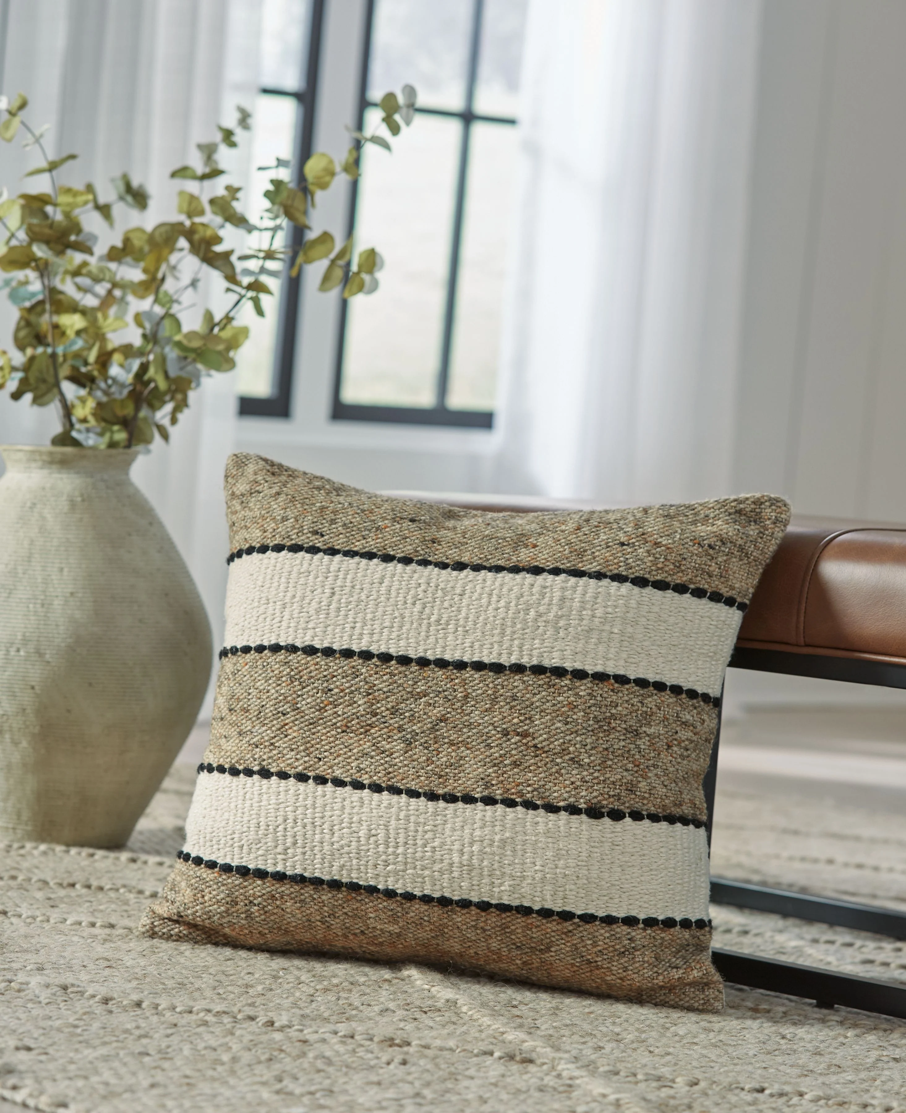 Rueford - Pillow - Image 4