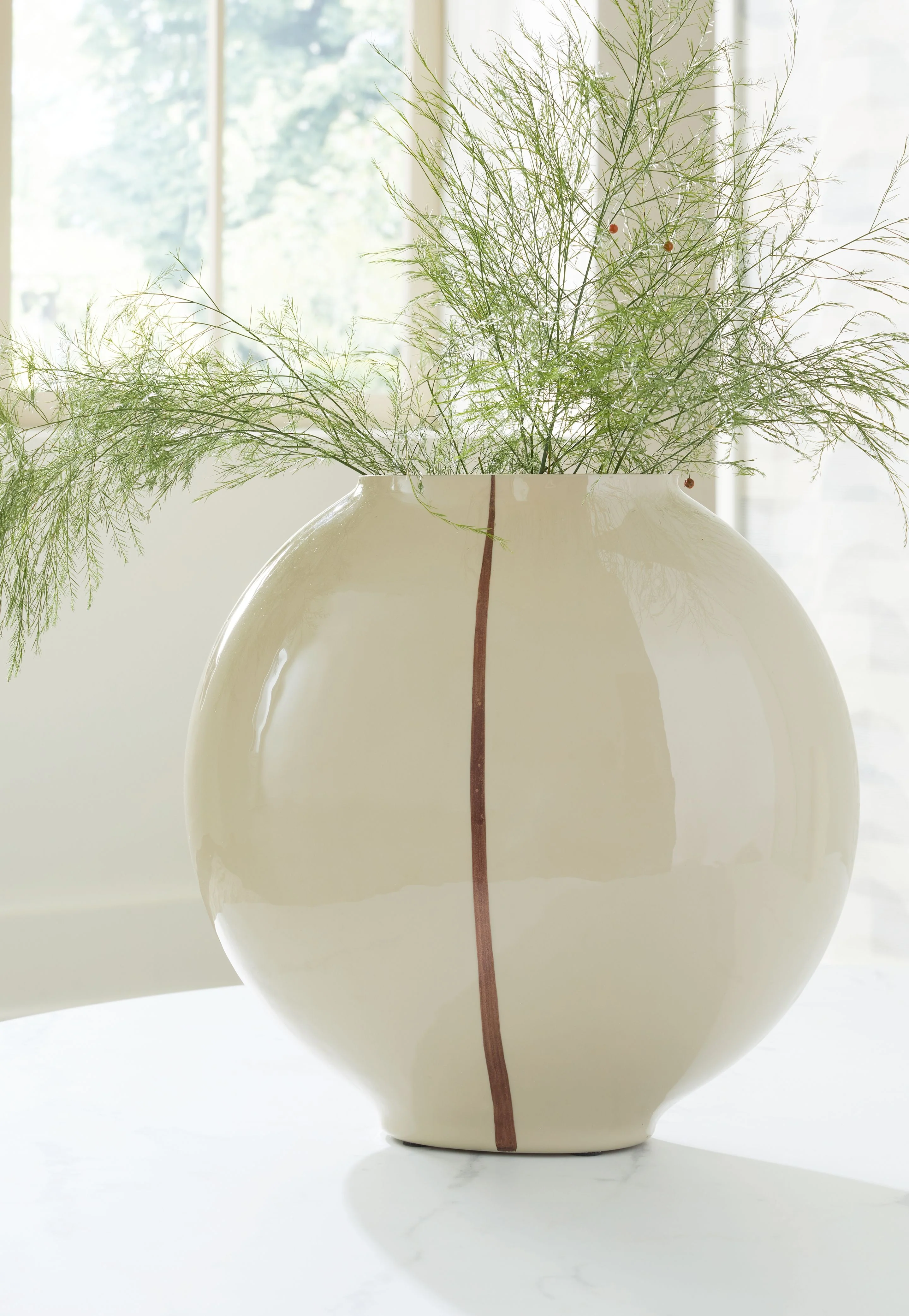 Sheabourne - Vase - Image 3