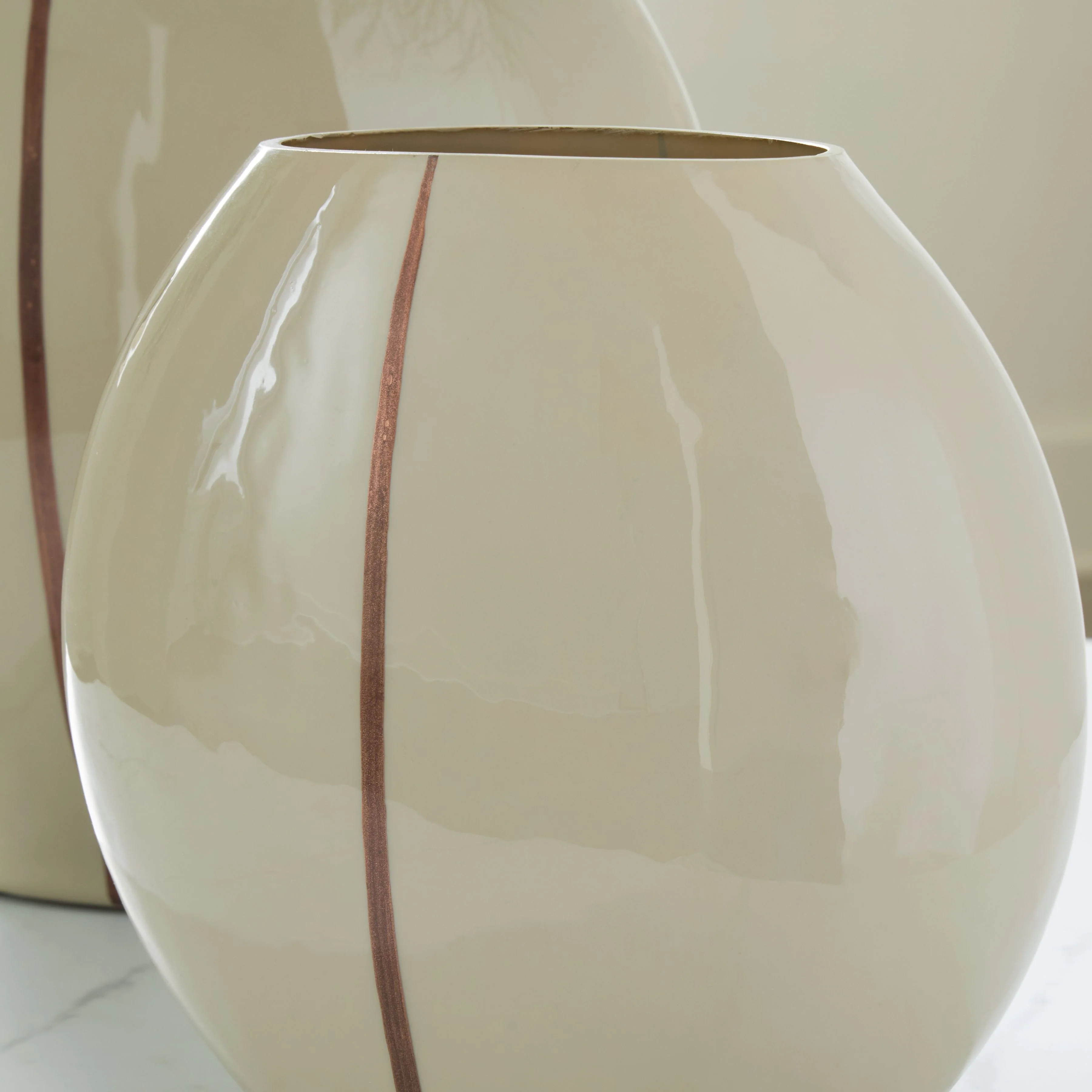 Sheabourne - Vase - Image 7