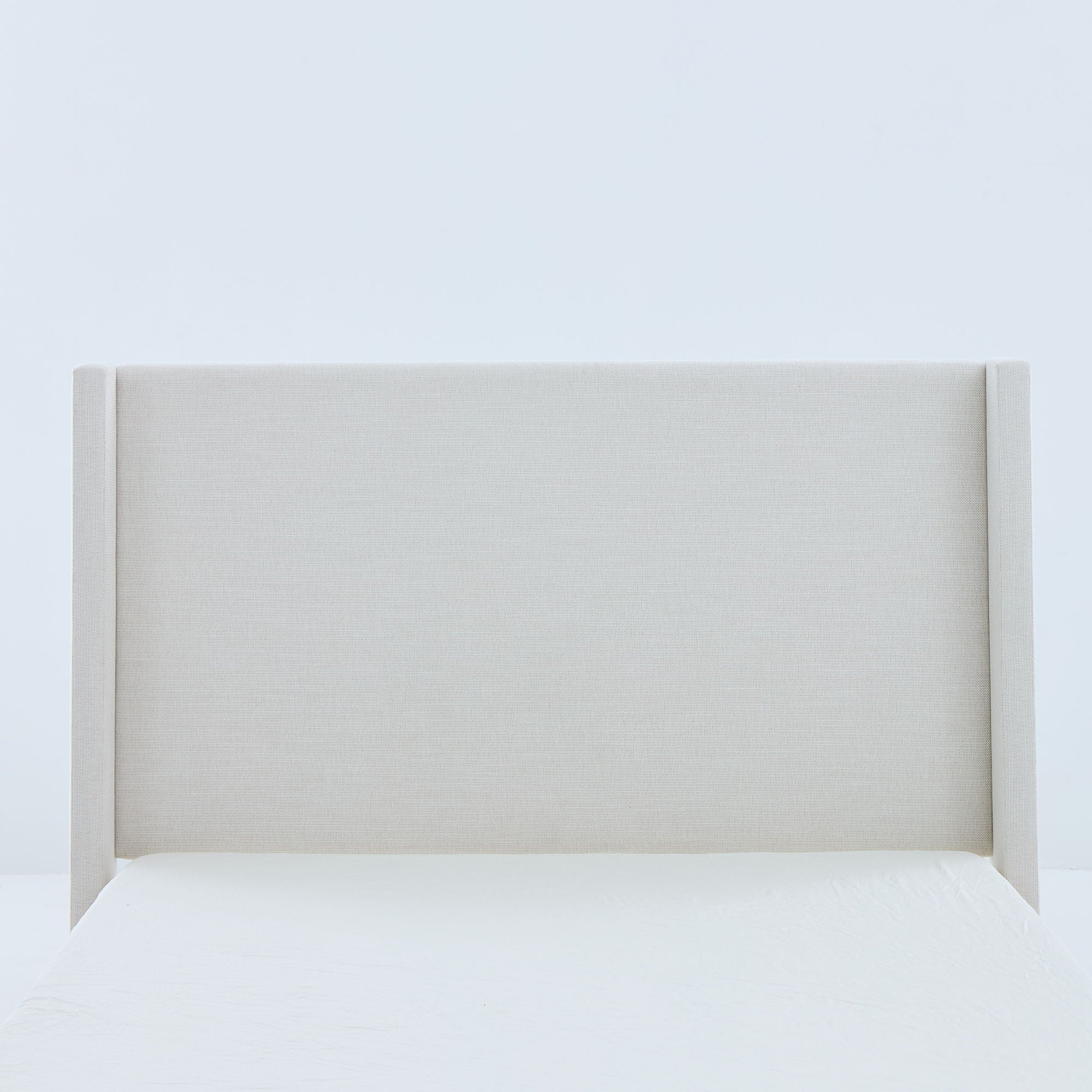Shelton - Queen Upholstered Wingback Bed With 54" High Headboard - Ivory / Light Gray / Camel Oak - Image 9