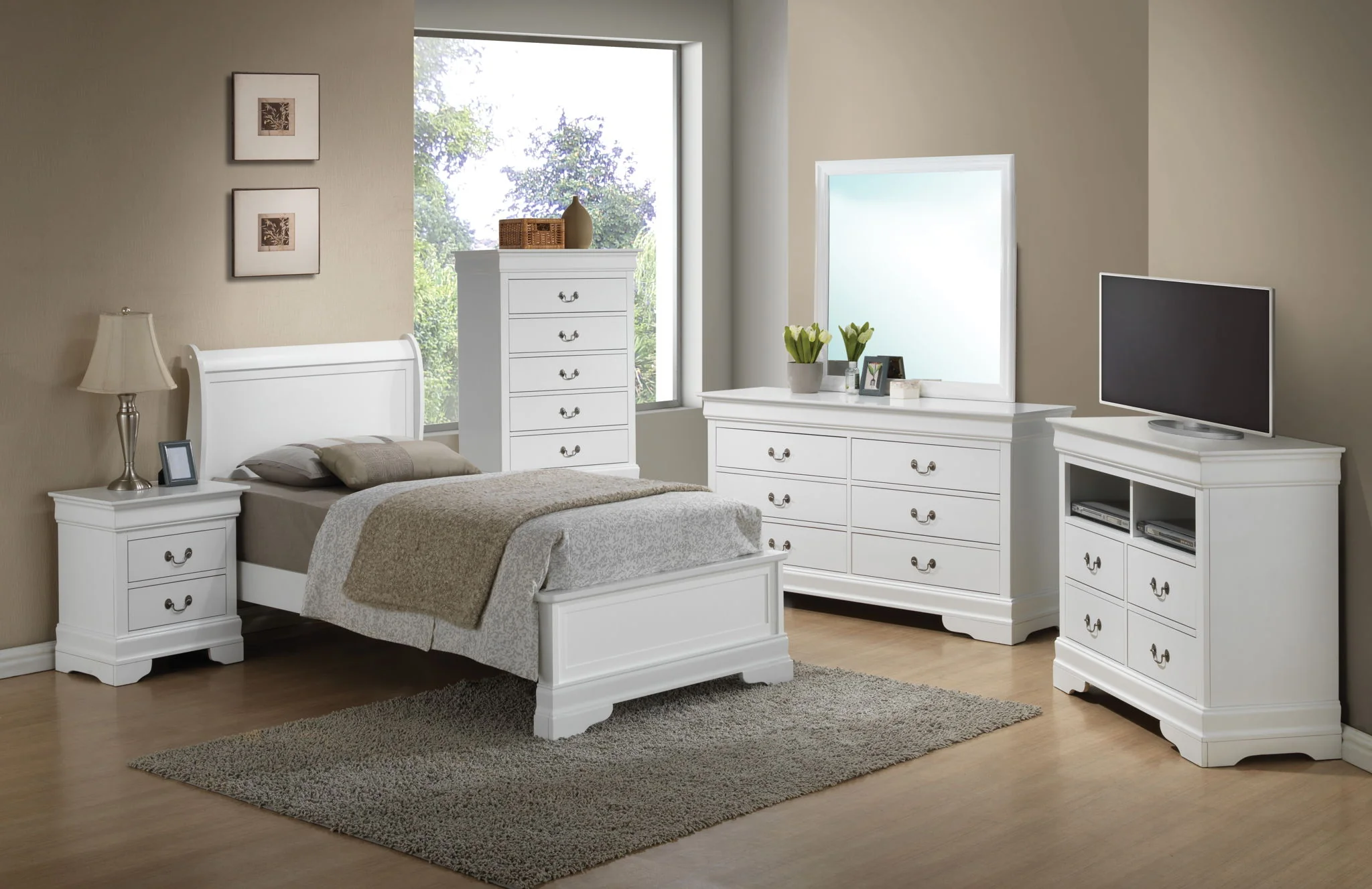 Sleigh Bed With Low Footboard - Image 25