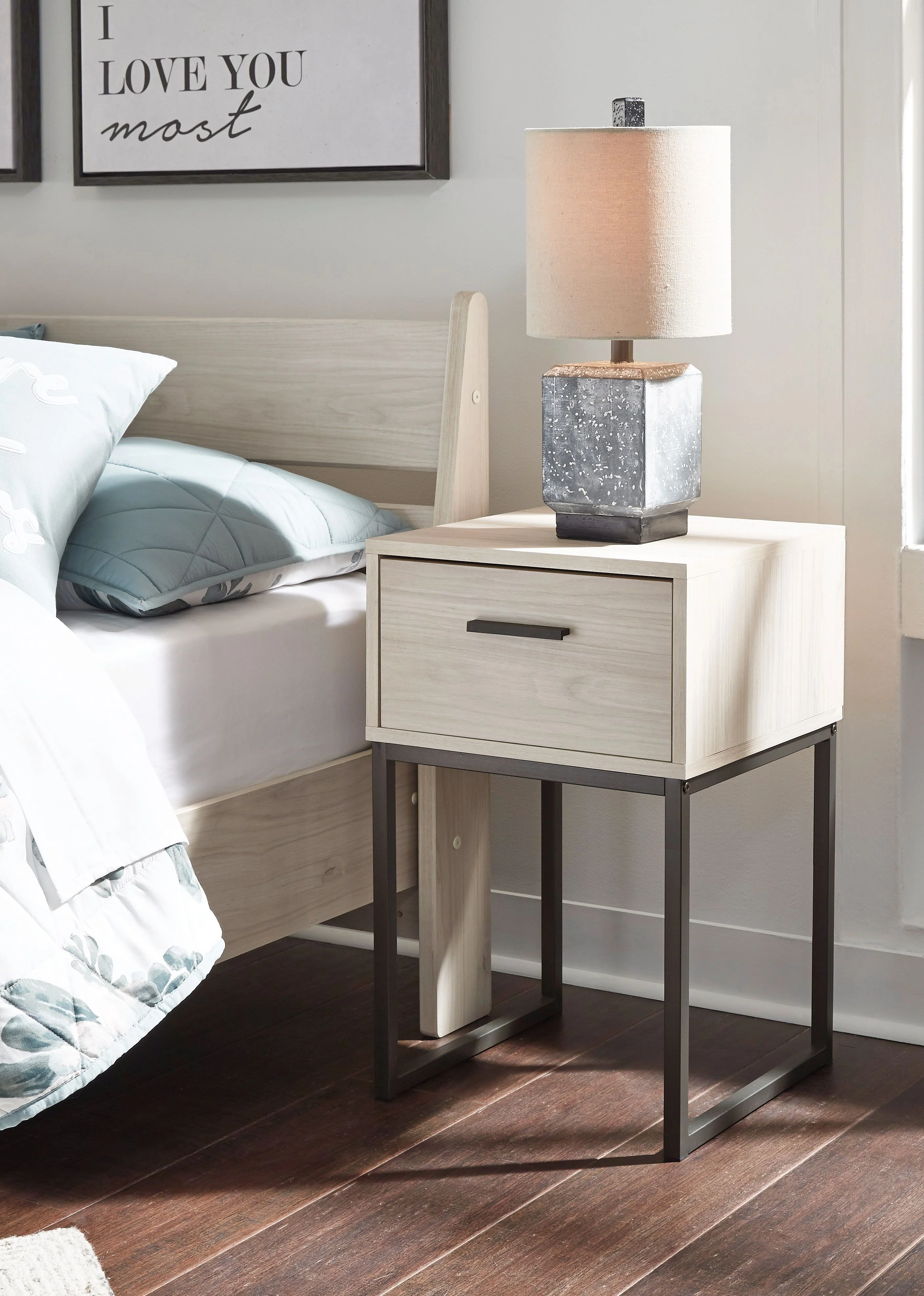 Socalle - One Drawer Night Stand - Image 21