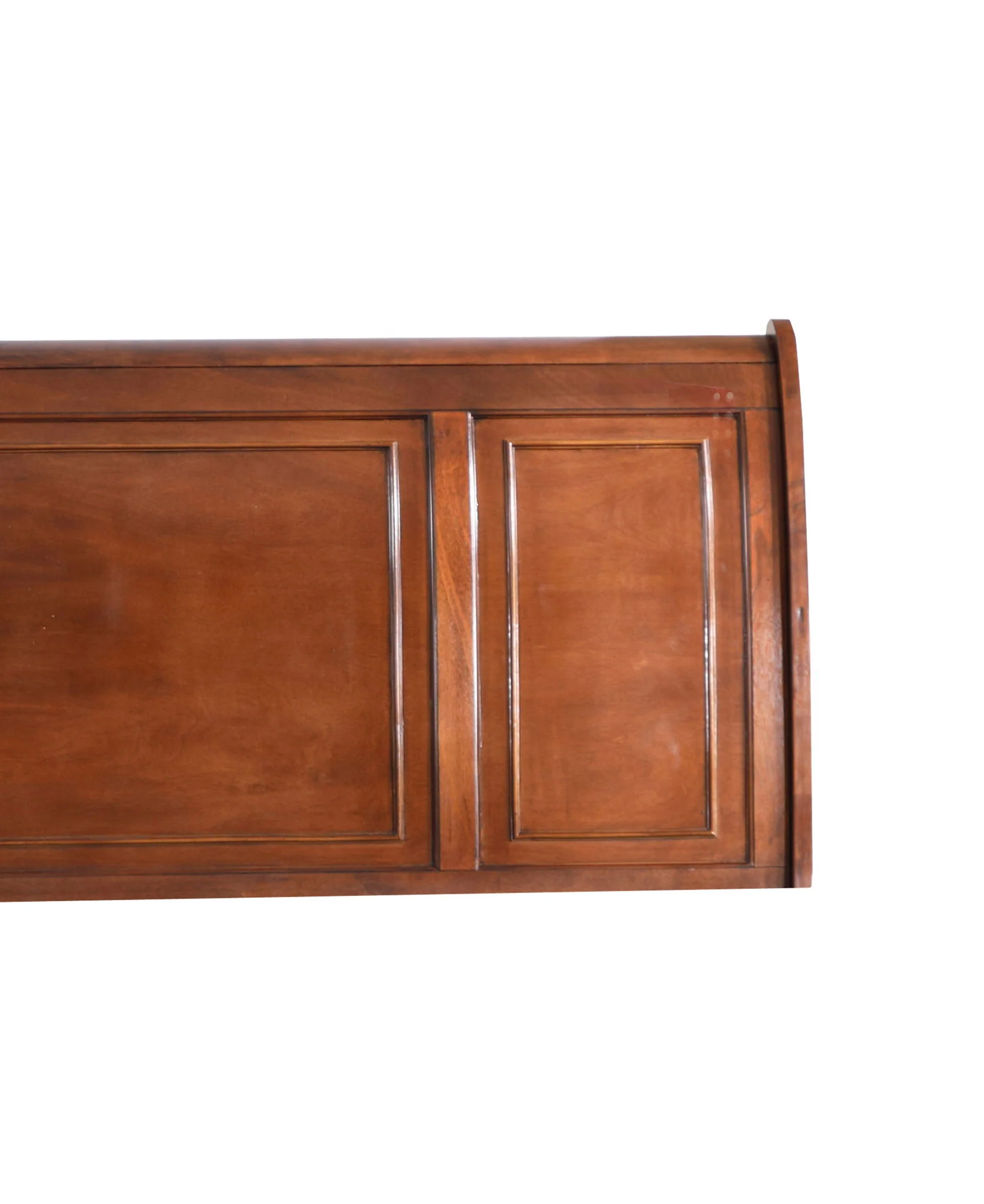 Stunning Sleigh Bed Design< - Image 3