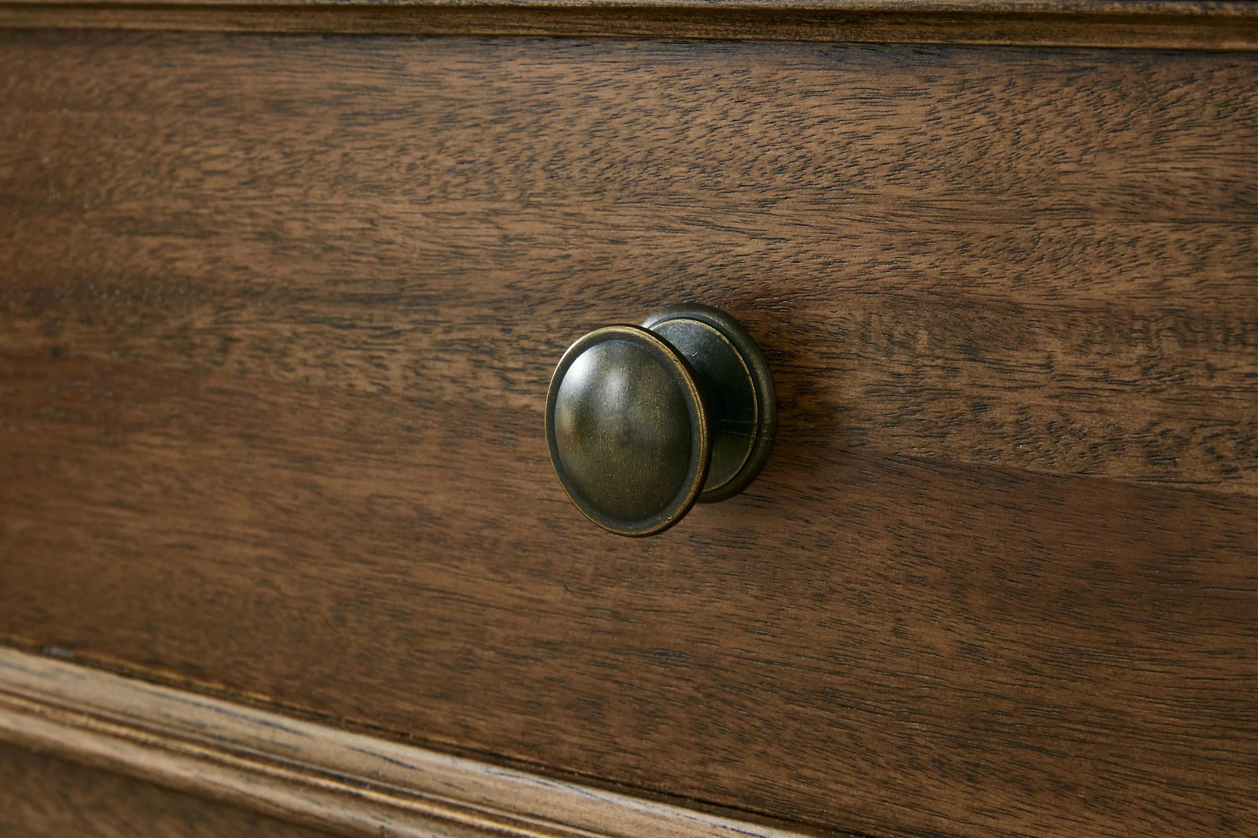 Sturlayne - Five Drawer Chest - Brown - Image 7