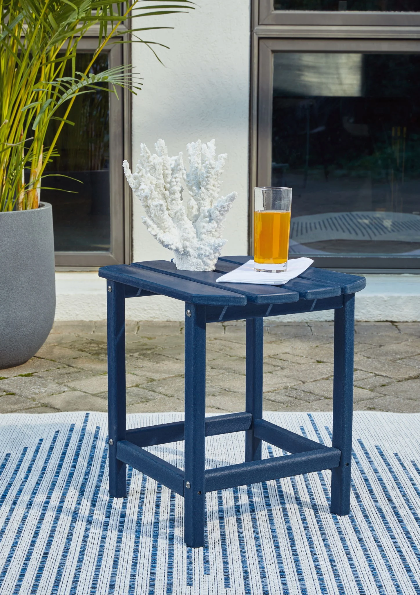 Sundown Treasure - Outdoor End Table - Image 15