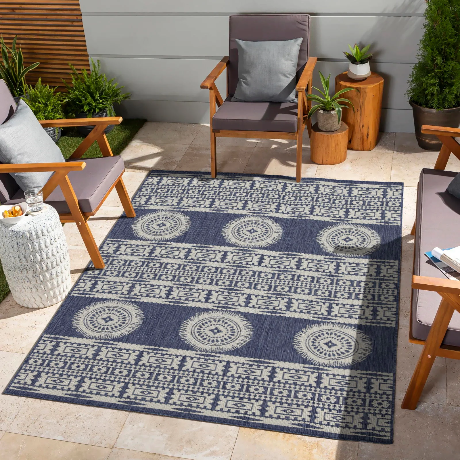 Sunshine - 5'3" X 7'3" Indoor, Outdoor Area Polypropylene Rug - Blue - Image 4