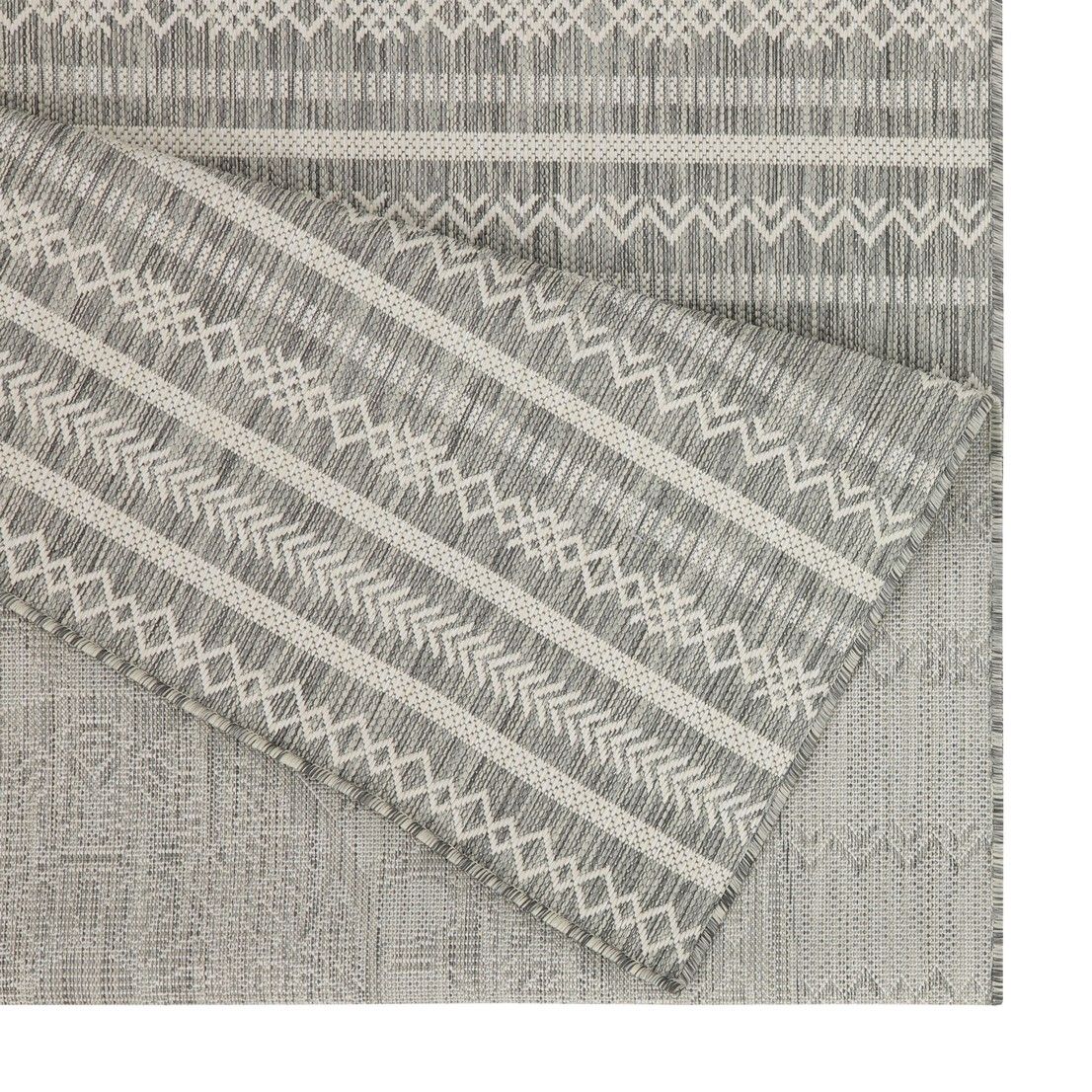 Sunshine - 5'3" X 7'3" Indoor, Outdoor Area Rug - Silver - Polypropylene - Image 4