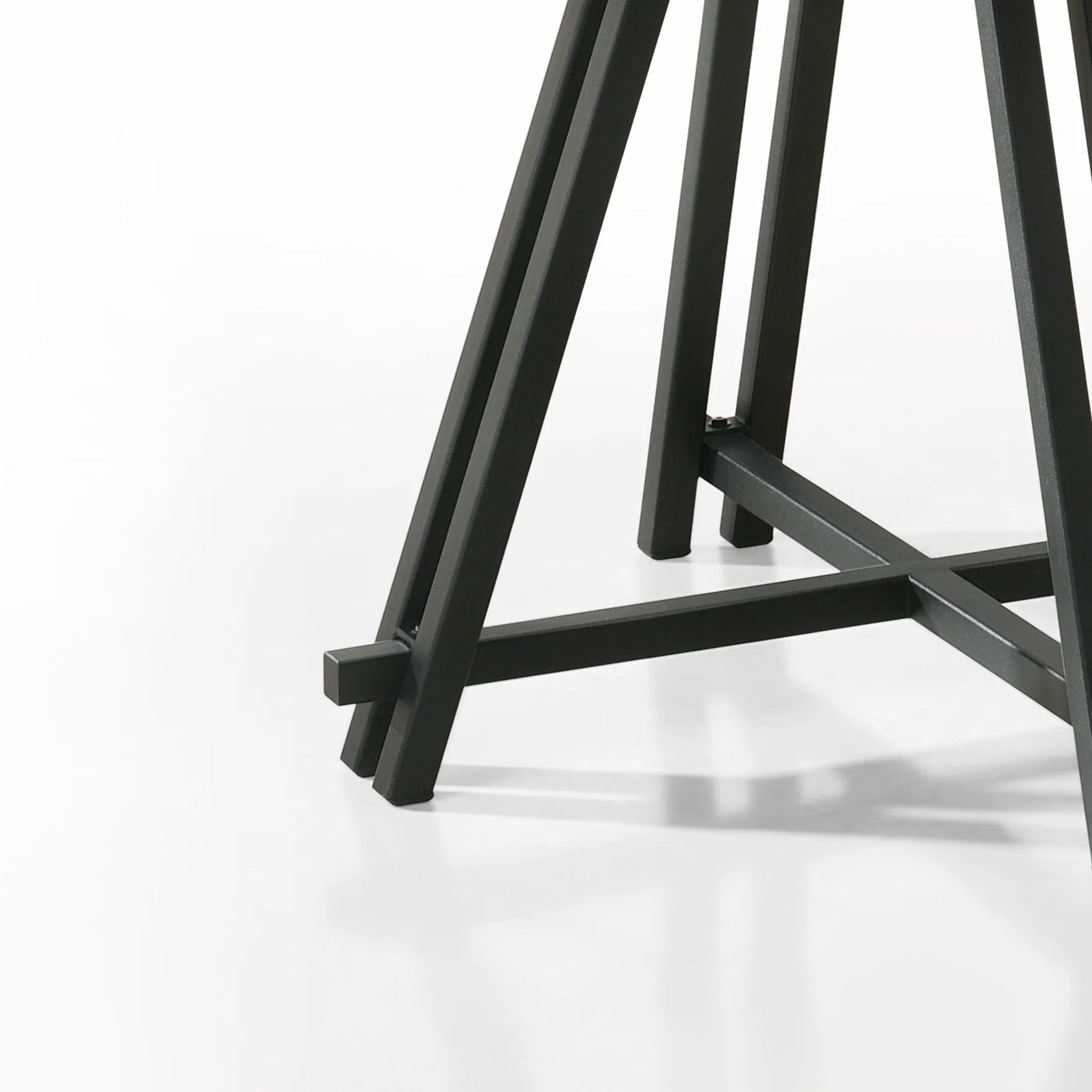 Tate - Round Dining Table With Metal Base - Oak Finish - Image 3