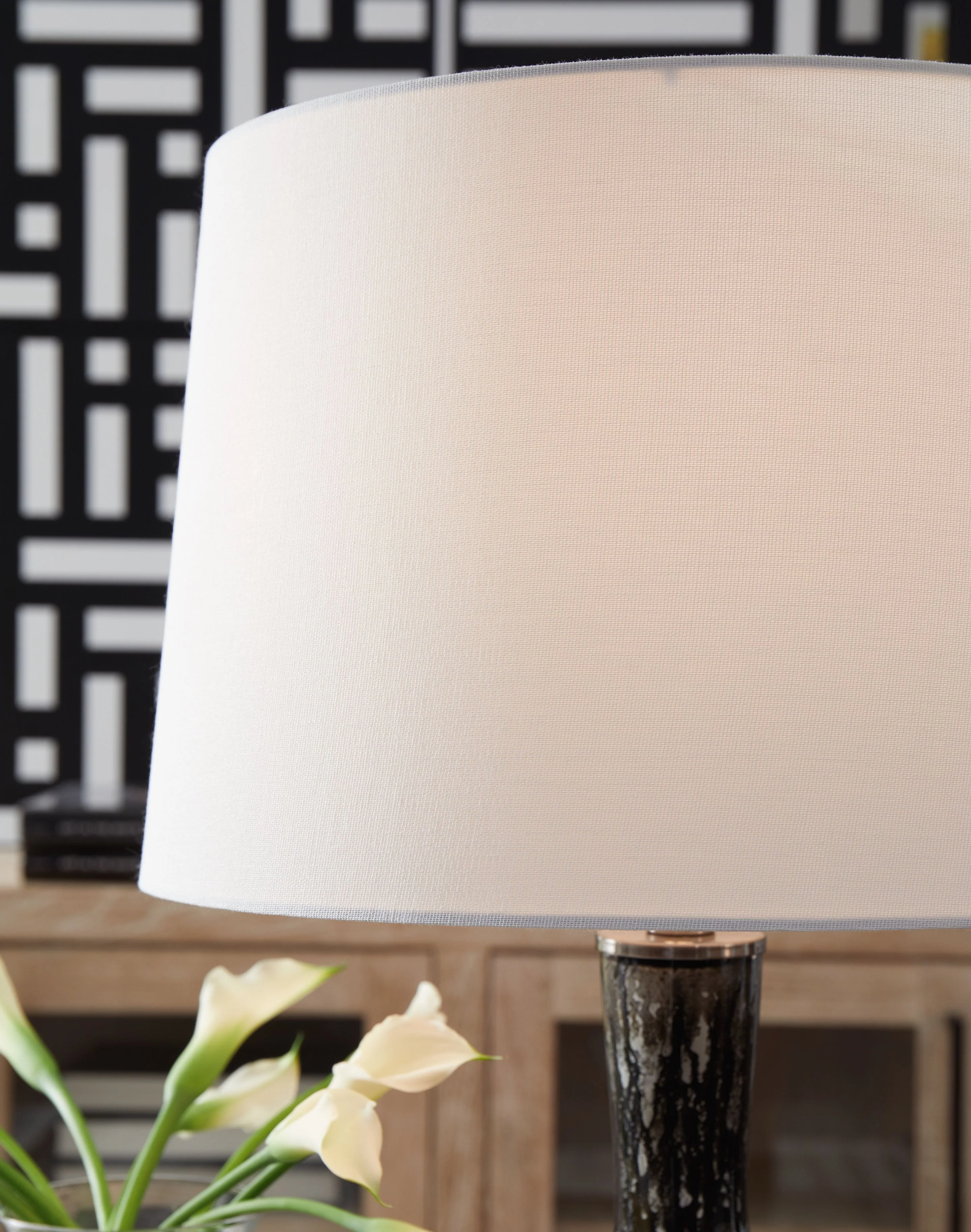Tenslow - Glass Table Lamp - Antique Black - Image 3