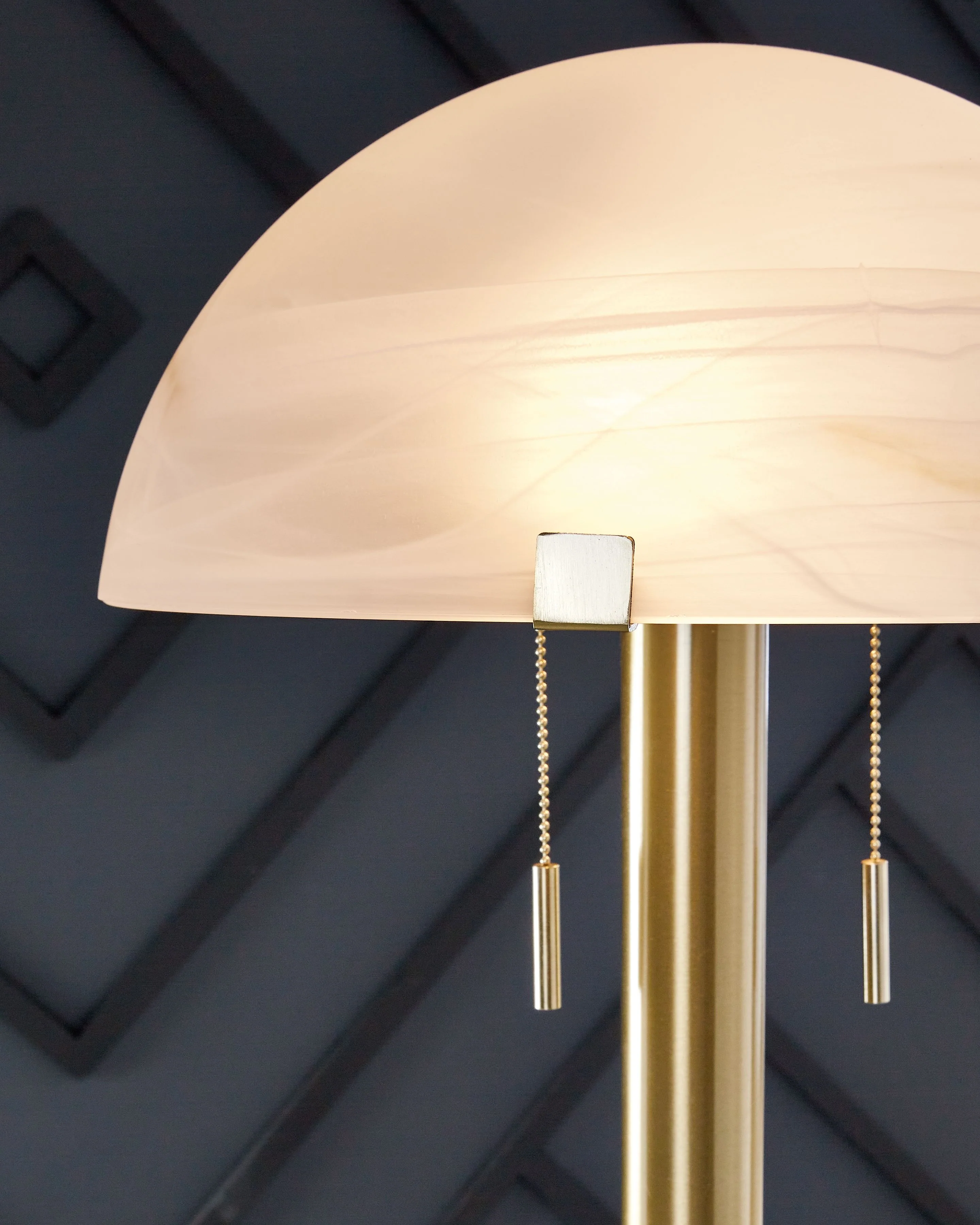 Tobbinsen - Metal Lamp - Image 3