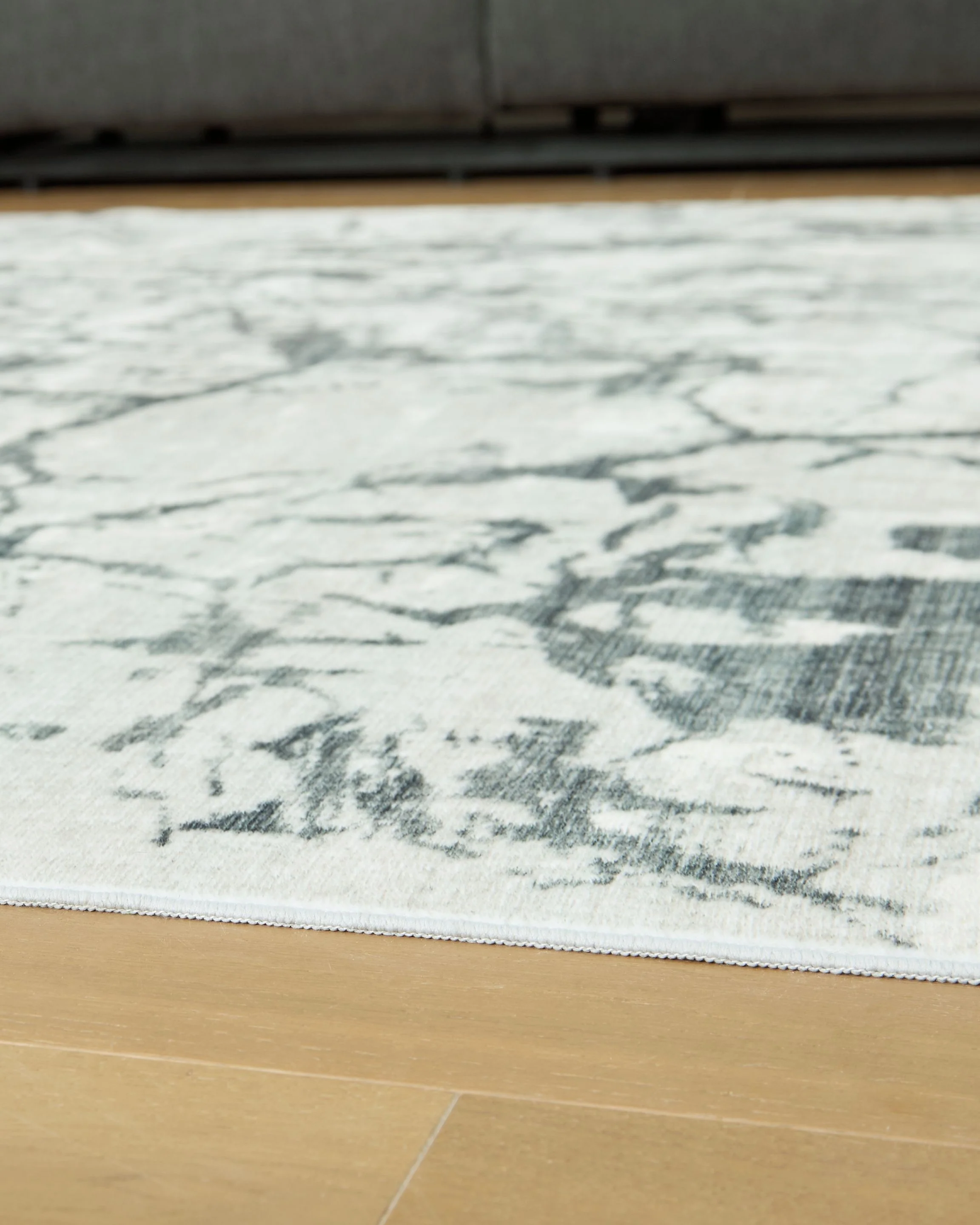 Tobinbury - Washable Rug - Image 5