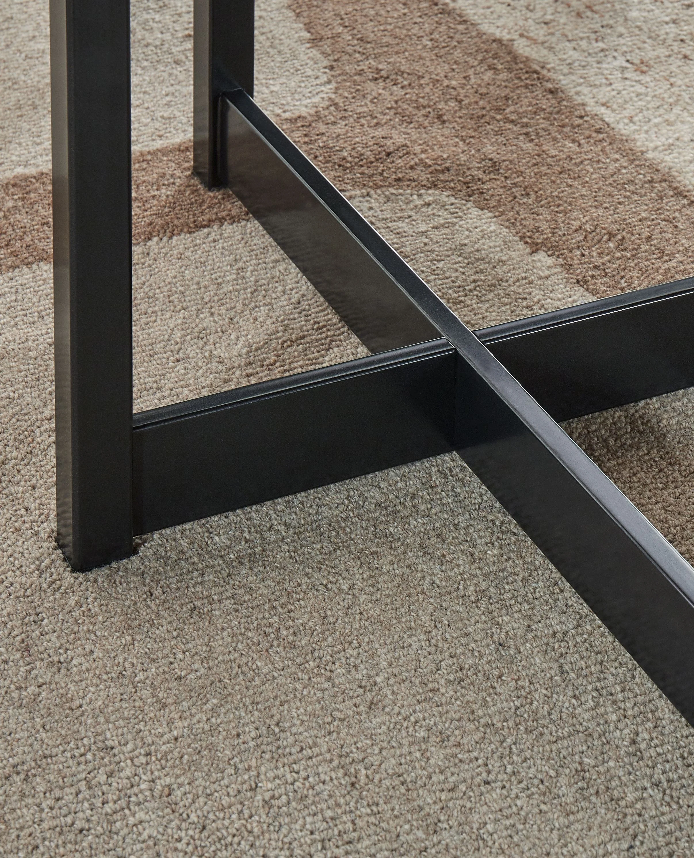 Tomtyn - Rectangular Dining Room Extension Table - Light Brown - Image 5