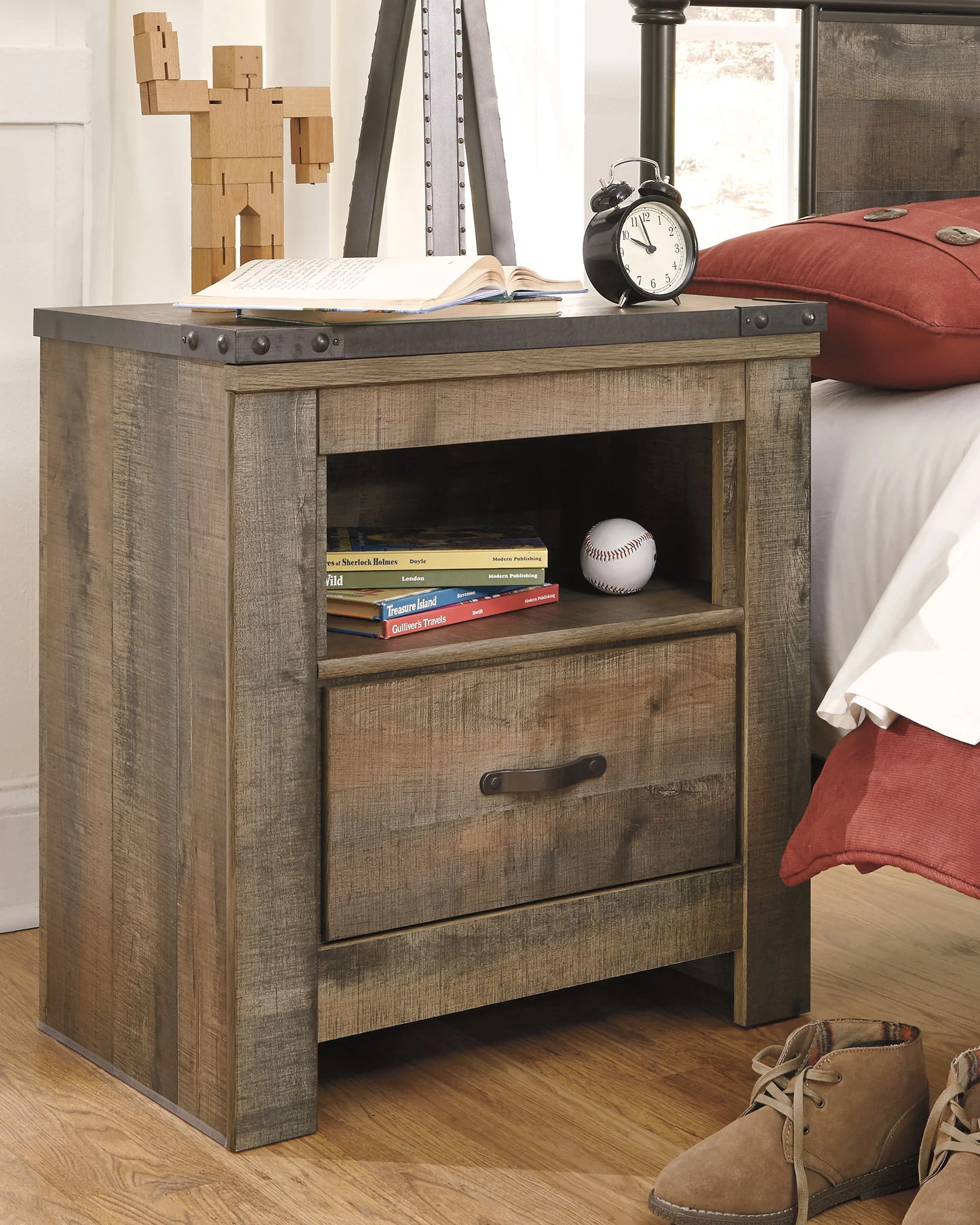 Trinell - Night Stand - Image 4