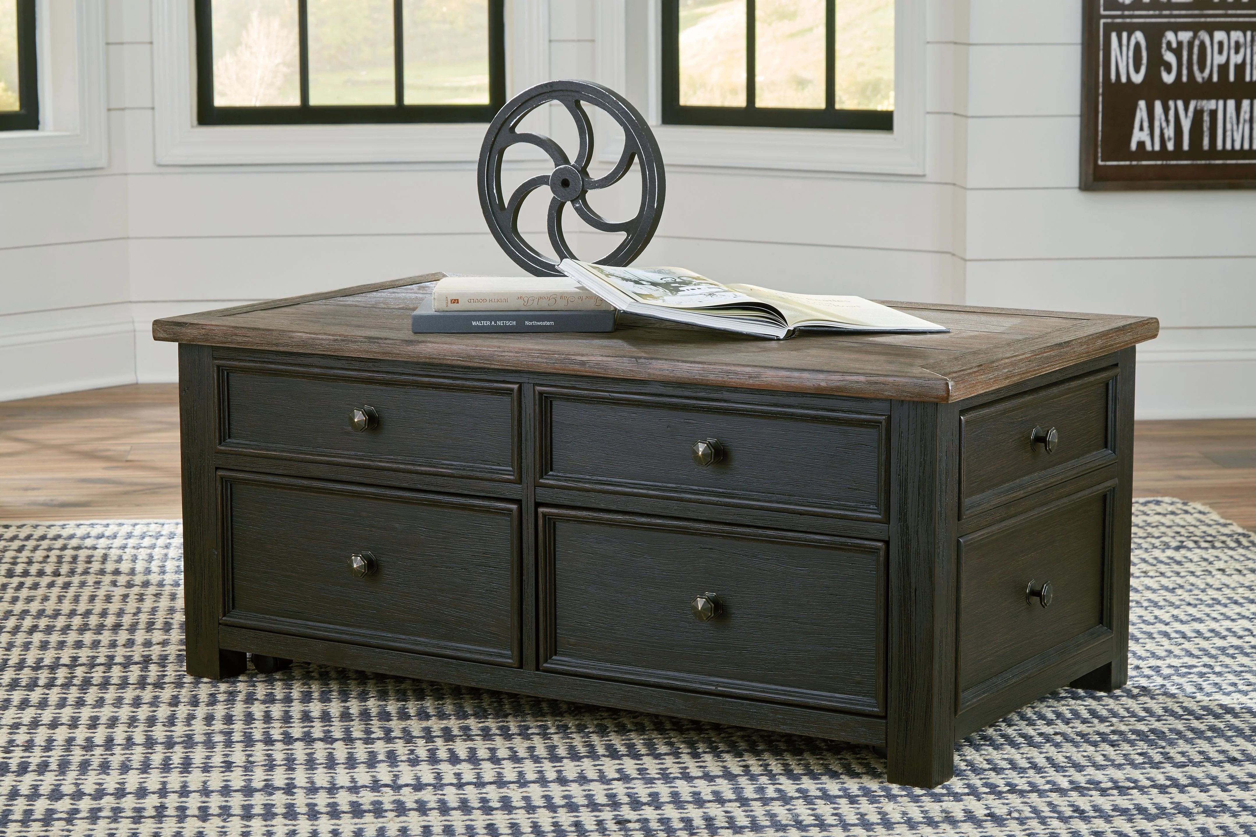Tyler Creek - Lift Top Cocktail Table - Grayish Brown / Black - Image 5