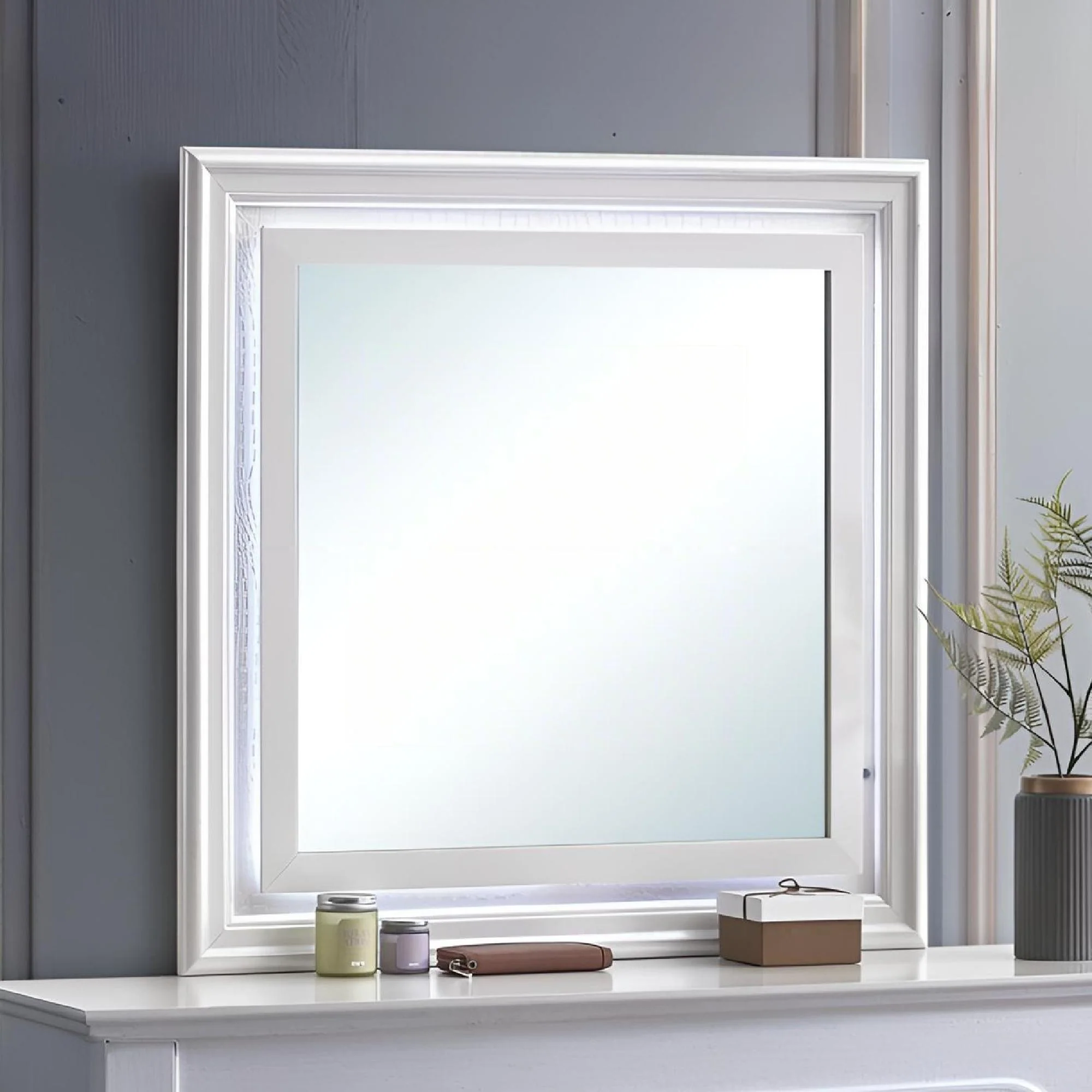 Verona - Mirror With Premium Low Distortion Glass - White - Image 3