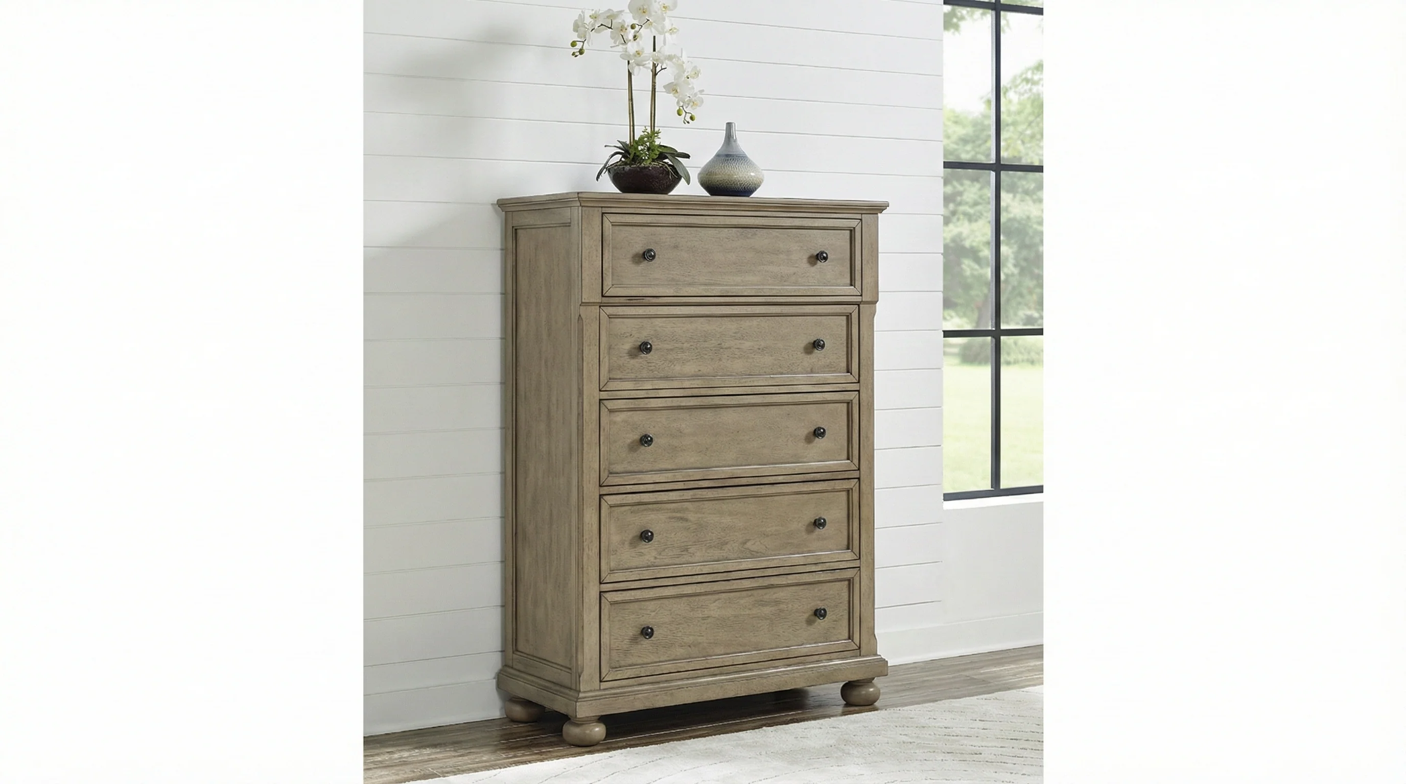 Vintage Oak Transitional Farmhouse Chest w/ Felt-Lined Top Drawer