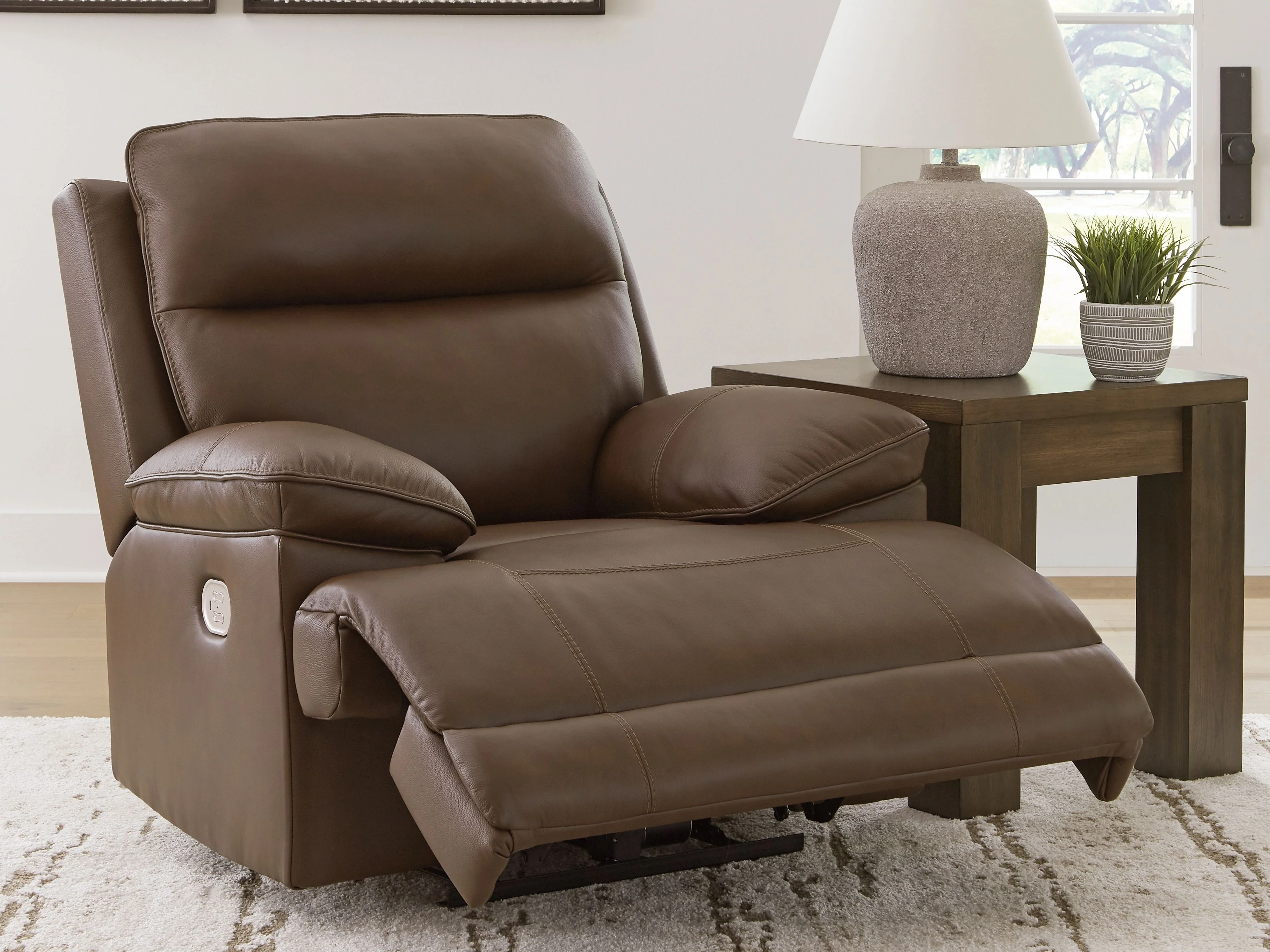 Vonryan - Power Recliner / Adj Headrest - Tobacco - Image 3