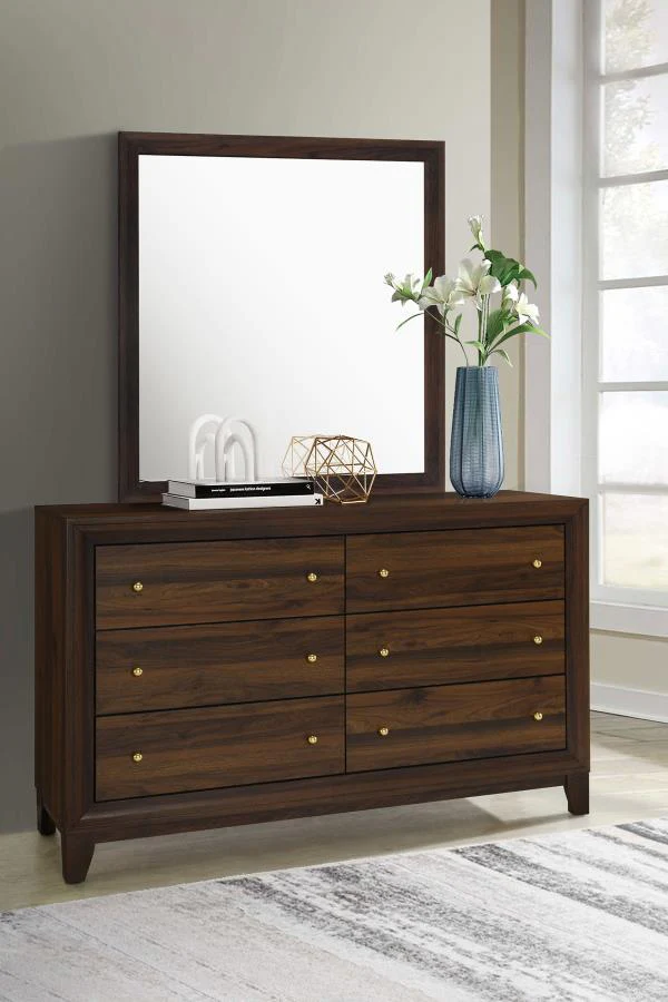 Welsley - 6-Drawer Dresser - Image 4