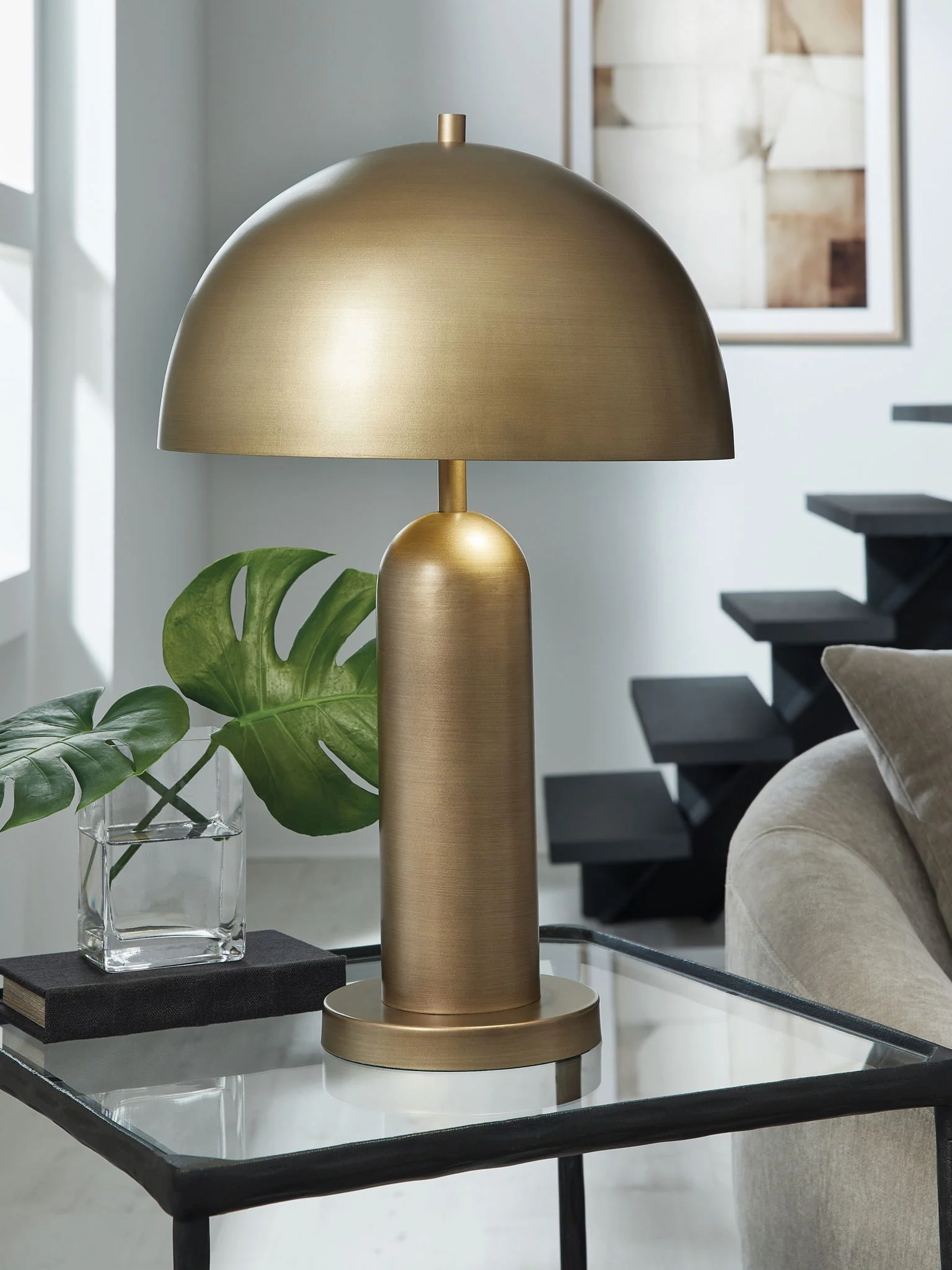Wendfield - Metal Lamp - Image 16