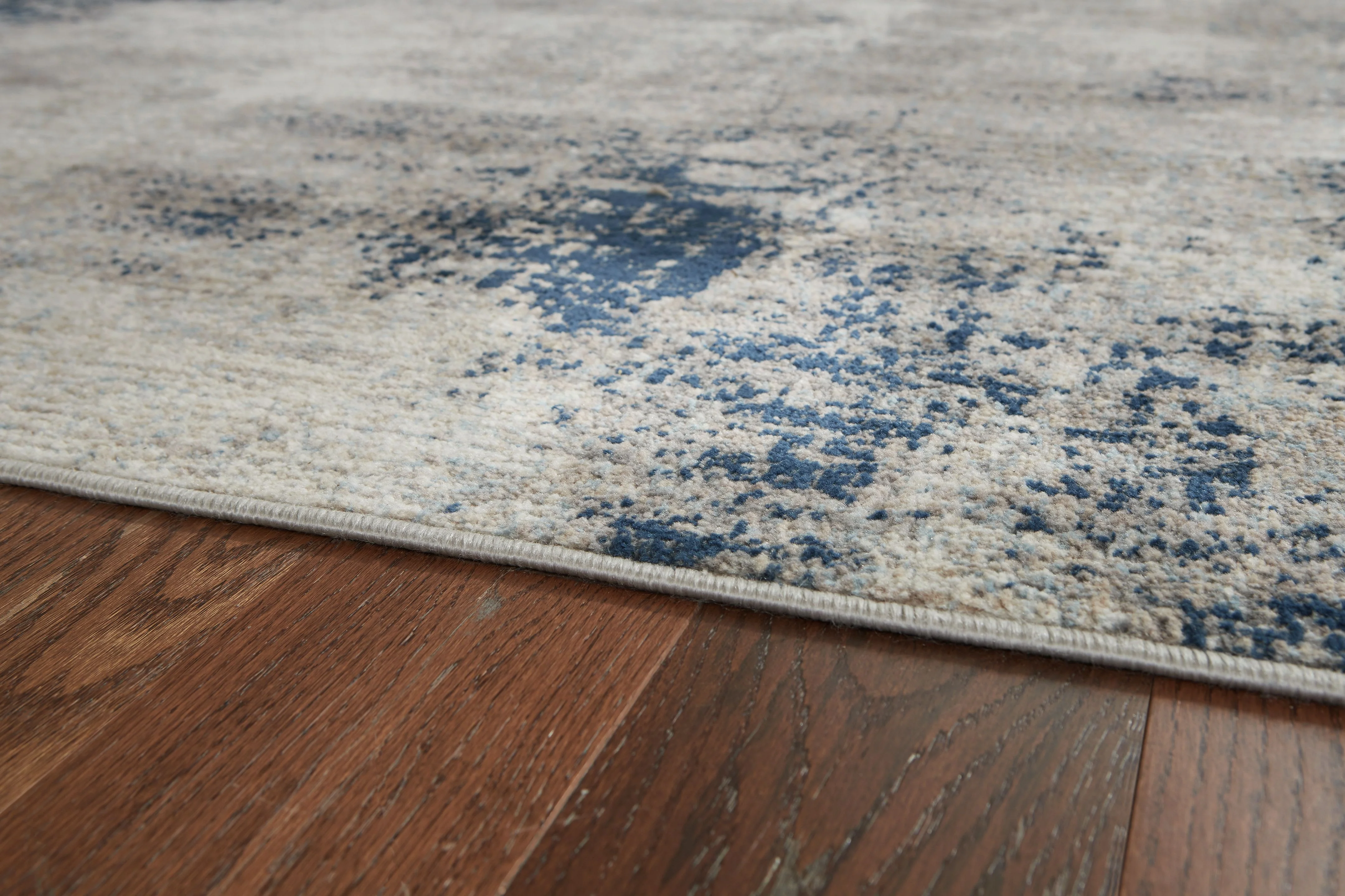 Wrenstow - Rug - Image 4